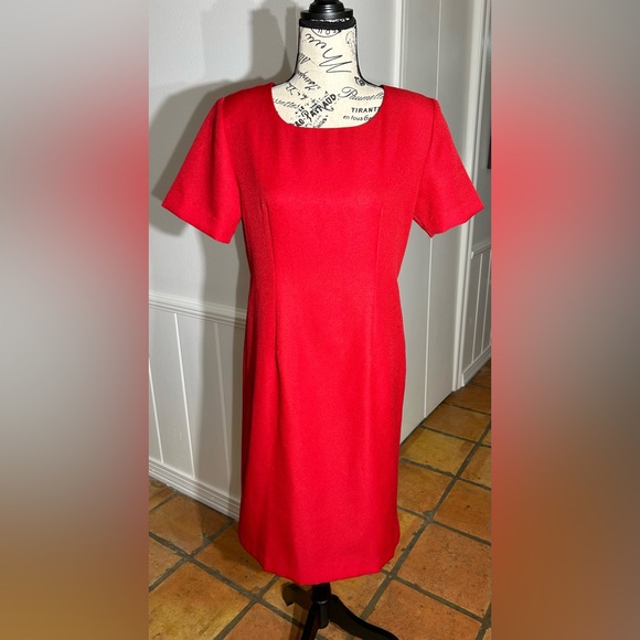 Two-Twenty Red Dress - Picture 1 of 4